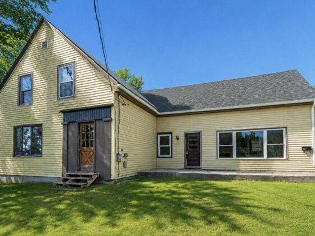house with 4 bedroom, Dover Foxcroft ME ES105561278