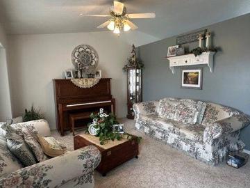 house with 4 bedroom, Downey ID ES103501431