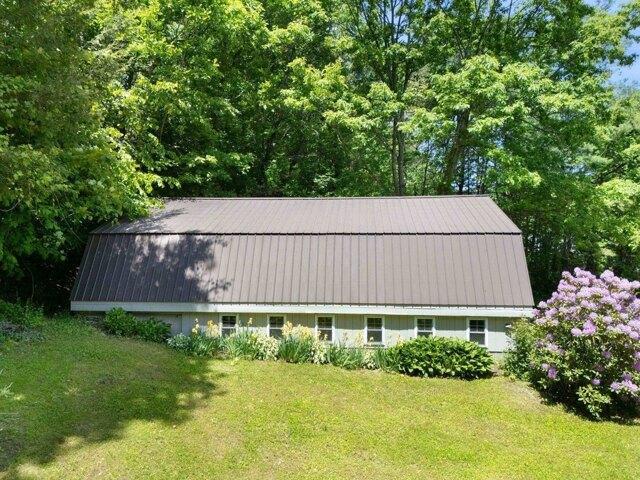 house with 4 bedroom, Dummerston VT ES104076234