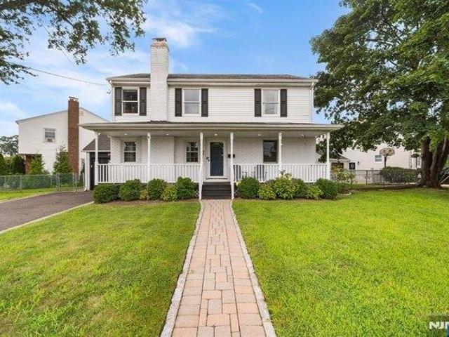 house with 4 bedroom, Dumont NJ ES105559186