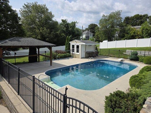 house with 4 bedroom, Dudley MA ES105589325