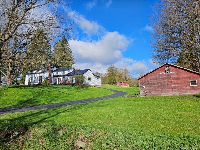house with 4 bedroom, Earlville NY ES104904868