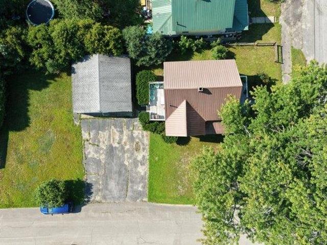 house with 4 bedroom, East Millinocket ME ES105652965