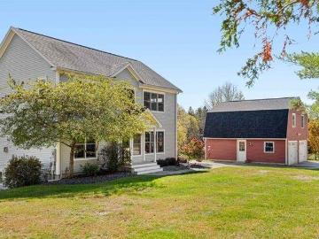 house with 4 bedroom, East Montpelier VT ES103438140