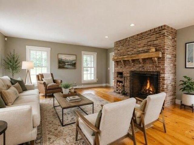 house with 4 bedroom, East Montpelier VT ES105550796