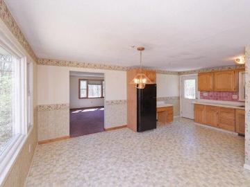 house with 4 bedroom, East Bridgewater MA DS103444311
