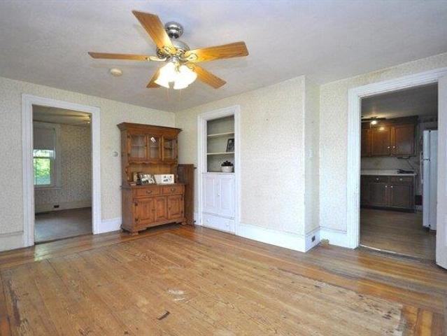 house with 4 bedroom, East Bridgewater MA ES105537242