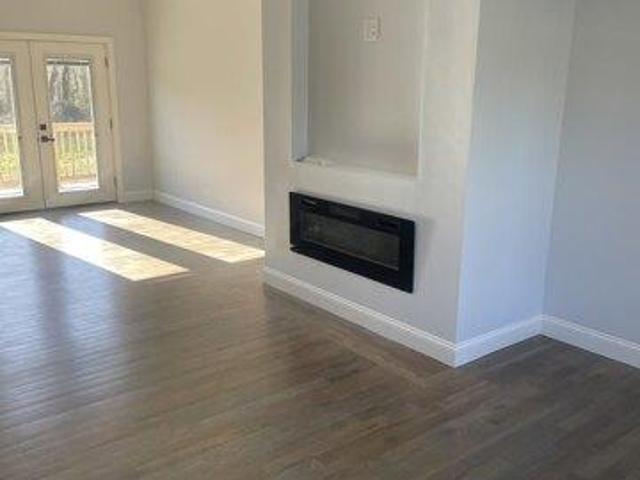 house with 4 bedroom, East Bridgewater MA ES105770693
