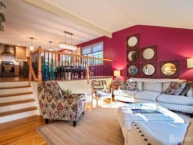 house with 4 bedroom, East Brunswick NJ ES105290361