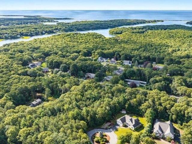 house with 4 bedroom, East Falmouth MA ES104919853