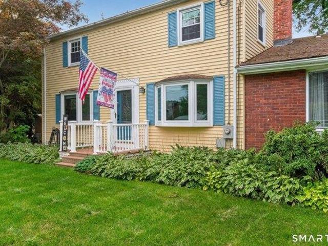house with 4 bedroom, East Granby CT ES105423514