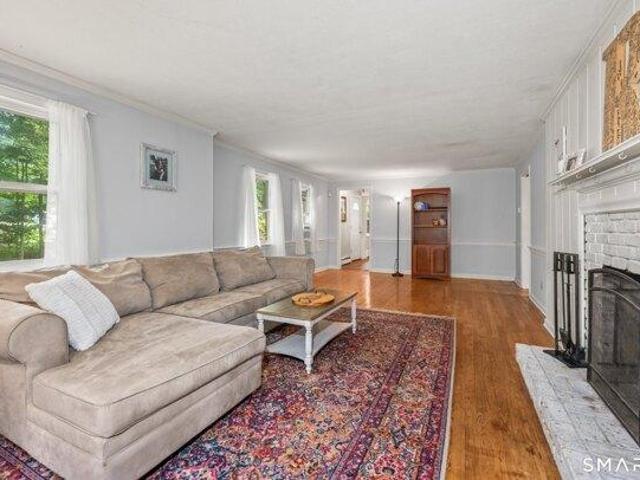 house with 4 bedroom, East Hampton CT ES104568051