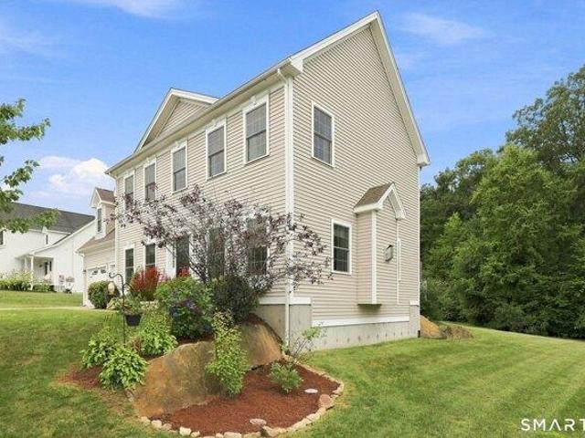 house with 4 bedroom, East Hampton CT ES105558855