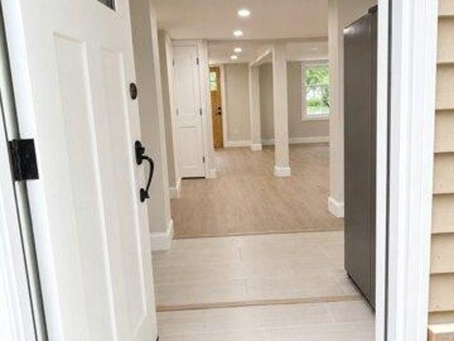 house with 4 bedroom, East Hampton CT ES105579300