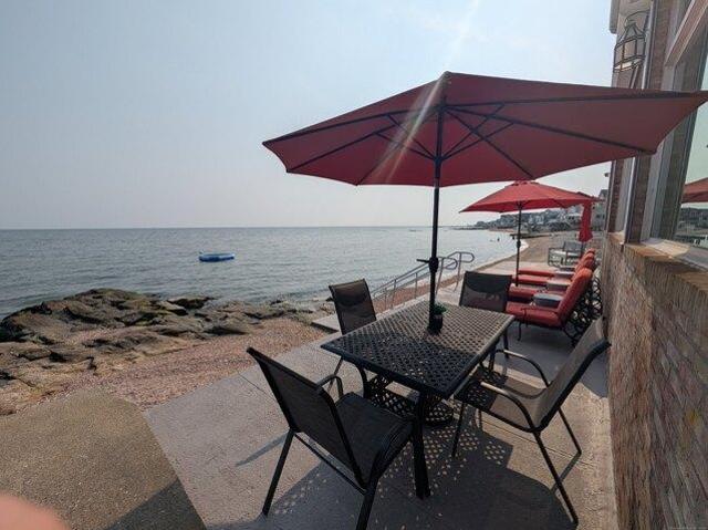 house with 4 bedroom, East Haven CT ES105494316