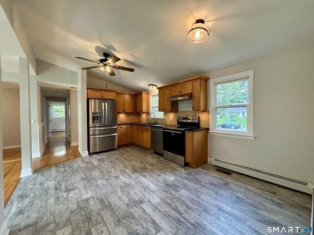 house with 4 bedroom, East Lyme CT ES105537640