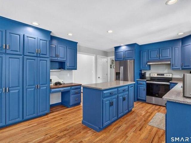 house with 4 bedroom, East Lyme CT ES105612413