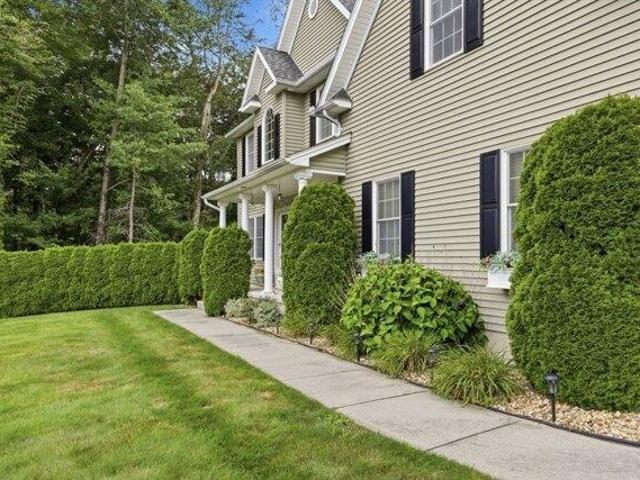 house with 4 bedroom, East Longmeadow MA ES105190690