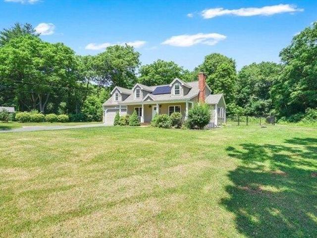 house with 4 bedroom, East Longmeadow MA ES105331013