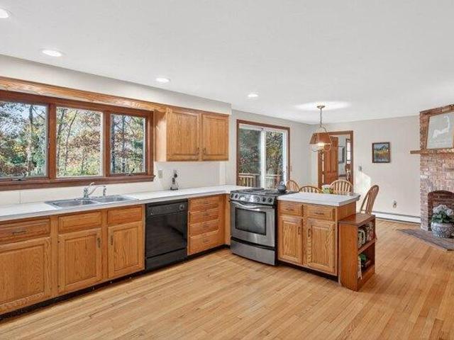 house with 4 bedroom, East Sandwich MA ES103848863