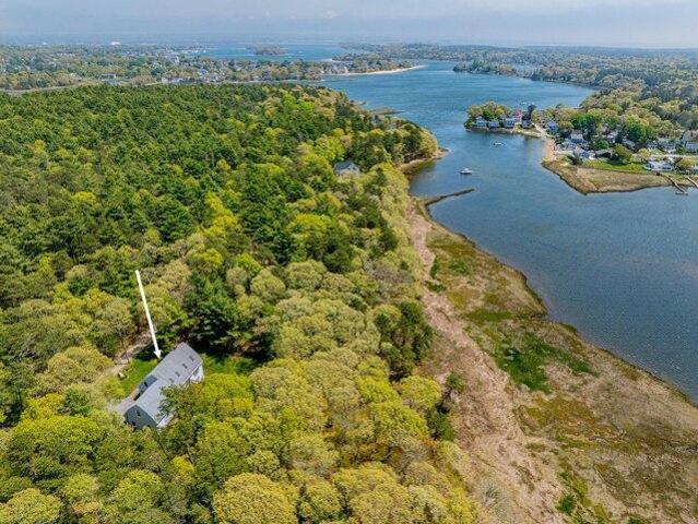 house with 4 bedroom, East Wareham MA ES105385161