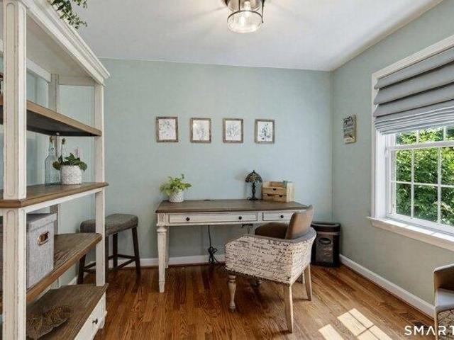 house with 4 bedroom, East Windsor CT ES105514825