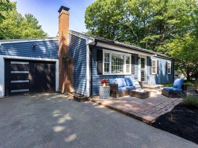 house with 4 bedroom, Easton MA ES105418748