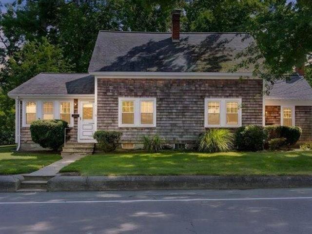 house with 4 bedroom, Easton MA ES105477313