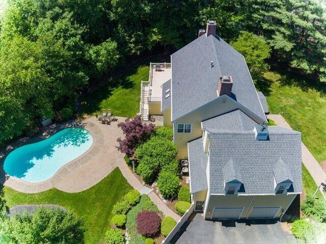 house with 4 bedroom, Easton MA ES105494134