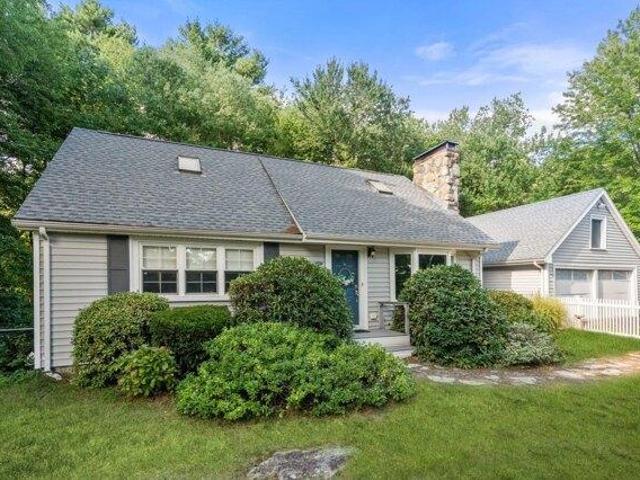 house with 4 bedroom, Easton MA ES105553118