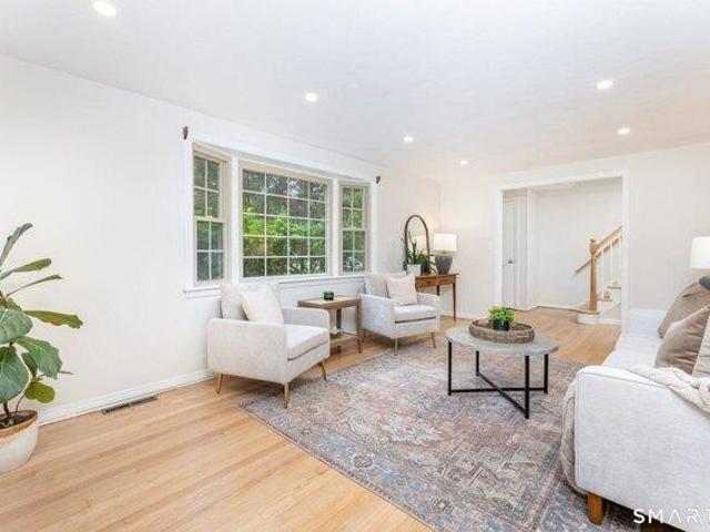 house with 4 bedroom, Ellington CT ES105981028