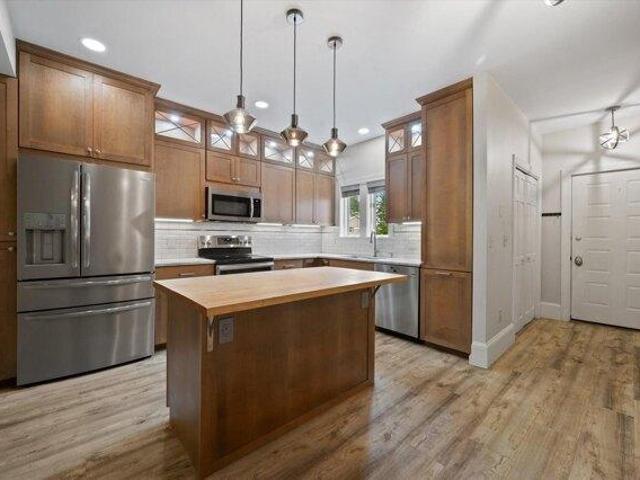 house with 4 bedroom, Ellsworth ME ES104920278