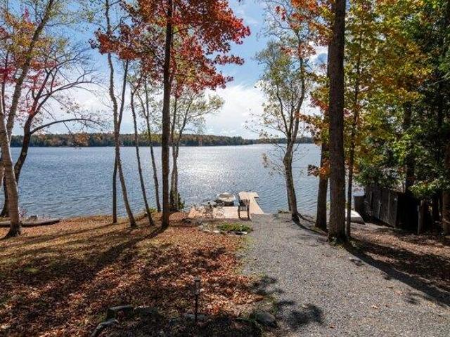 house with 4 bedroom, Embden ME ES105537082