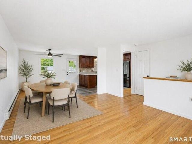 house with 4 bedroom, Enfield CT ES105274691