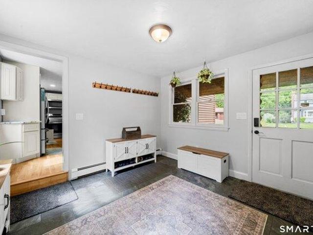 house with 4 bedroom, Enfield CT ES105578014