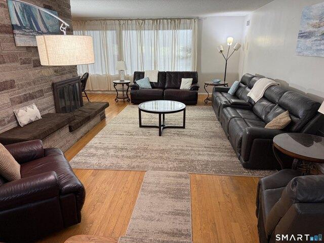 house with 4 bedroom, Enfield CT ES105588824