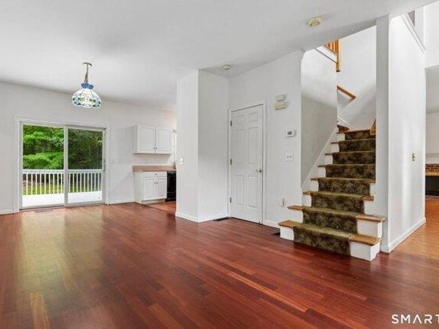 house with 4 bedroom, Essex CT ES105533147