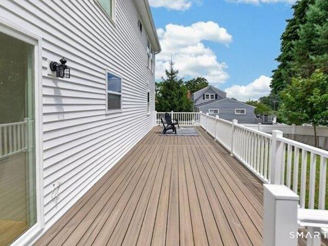 house with 4 bedroom, Fairfield CT ES105534981