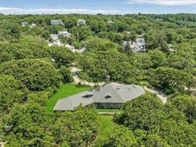 house with 4 bedroom, Falmouth MA ES105287443