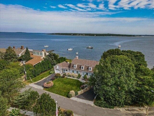 house with 4 bedroom, Falmouth MA ES105513473