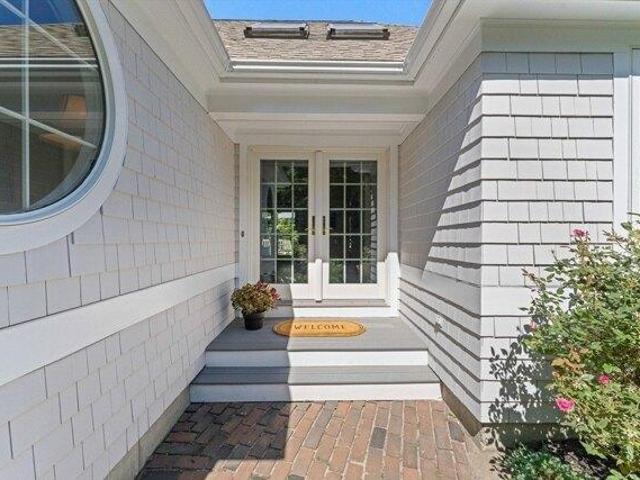house with 4 bedroom, Falmouth MA ES105650931