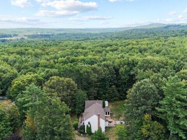 house with 4 bedroom, Falmouth ME ES105633679