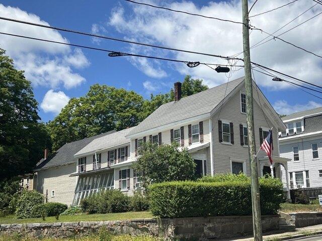 house with 4 bedroom, Farmington NH ES105649317