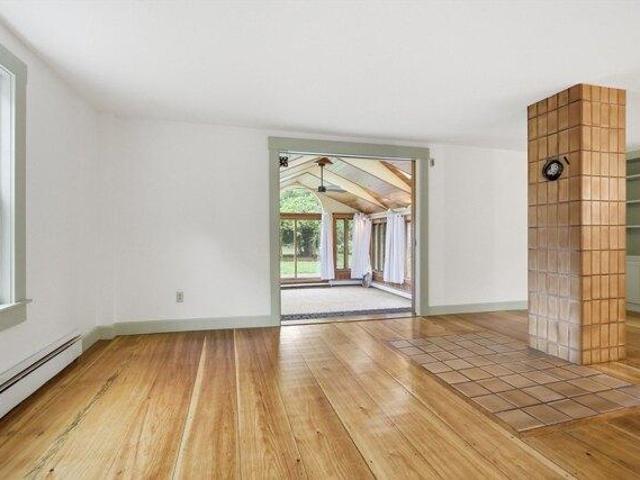 house with 4 bedroom, Fitchburg MA DS104376146