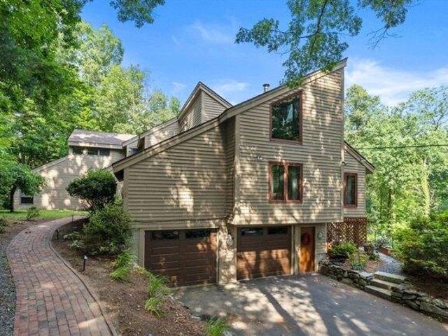 house with 4 bedroom, Framingham MA ES104569426