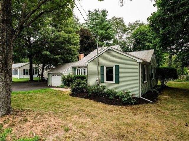 house with 4 bedroom, Framingham MA ES105418619