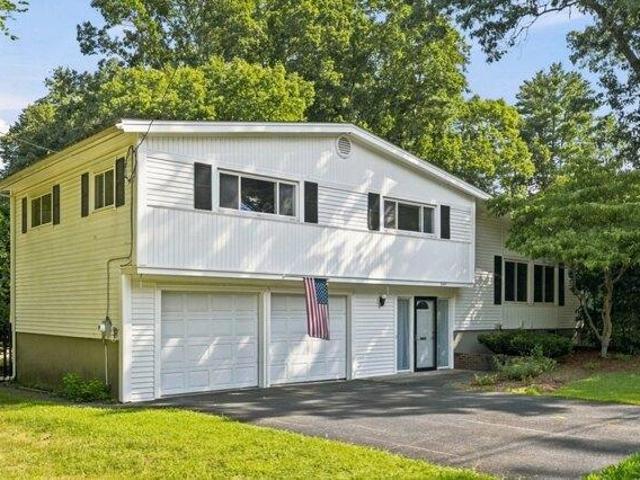 house with 4 bedroom, Framingham MA ES105419130