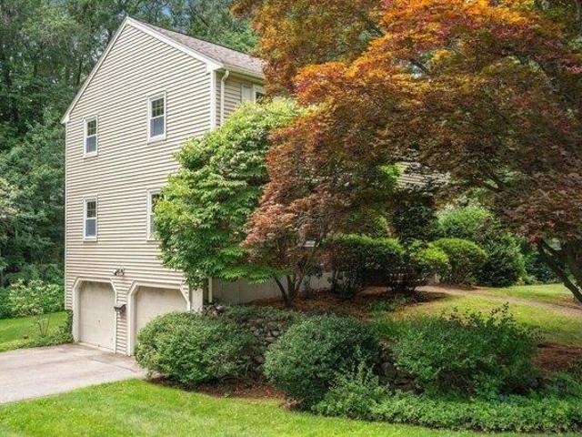 house with 4 bedroom, Framingham MA ES105477647