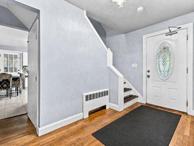house with 4 bedroom, Framingham MA ES105498218