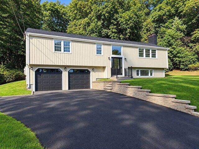 house with 4 bedroom, Framingham MA ES105560276
